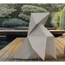 Diseño de la estatua Kotori Origami Vondom